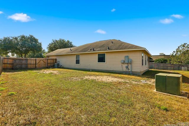 5703 Cardinal Falls, San Antonio, TX 78239