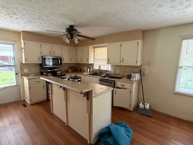 112 N Earls Avenue, Corbin, KY 40701