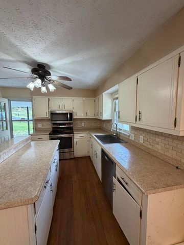 112 N Earls Avenue, Corbin, KY 40701