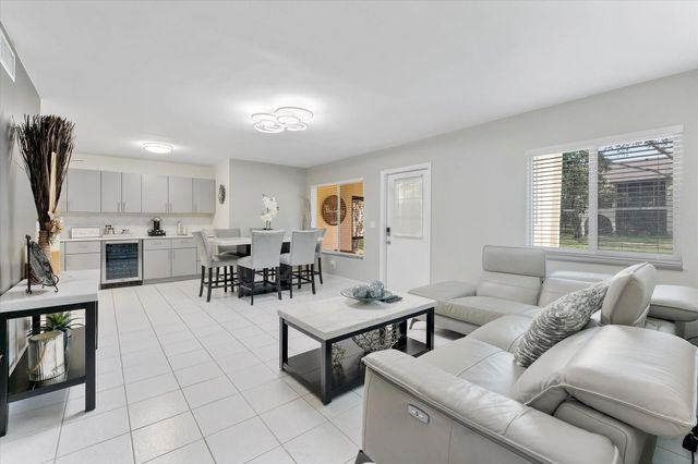 113 Lake Pine Circle C-1, Greenacres, FL 33463