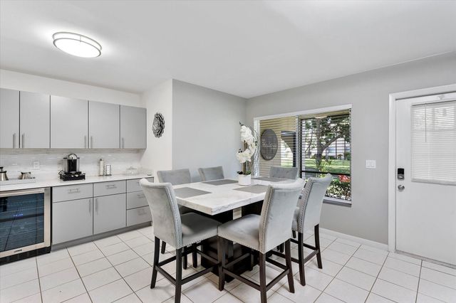 113 Lake Pine Circle C-1, Greenacres, FL 33463