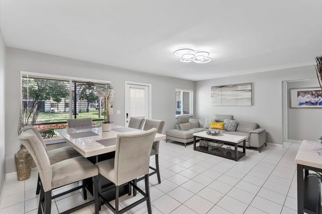 113 Lake Pine Circle C-1, Greenacres, FL 33463