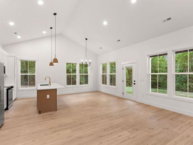 160 Kasler Road, Cowpens, SC 29330