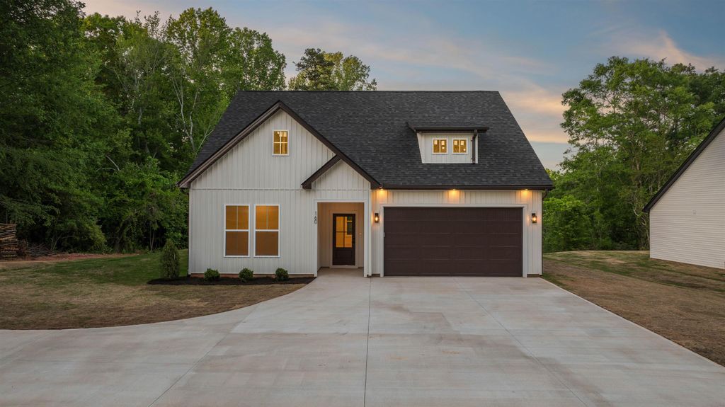 160 Kasler Road, Cowpens, SC 29330