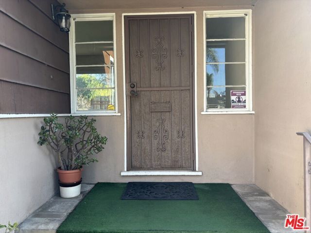 5534 W 76th Street, Los Angeles, CA 90045