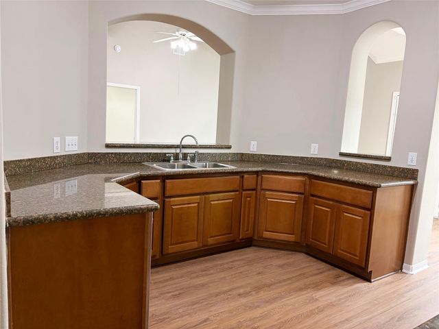 2014 Hawks Road, Missouri City, TX 77489