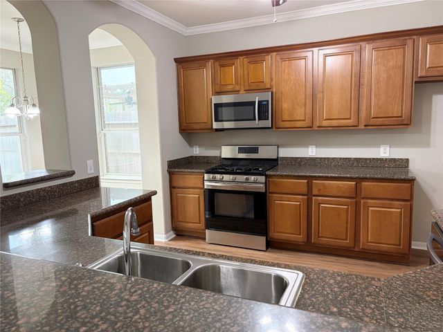 2014 Hawks Road, Missouri City, TX 77489