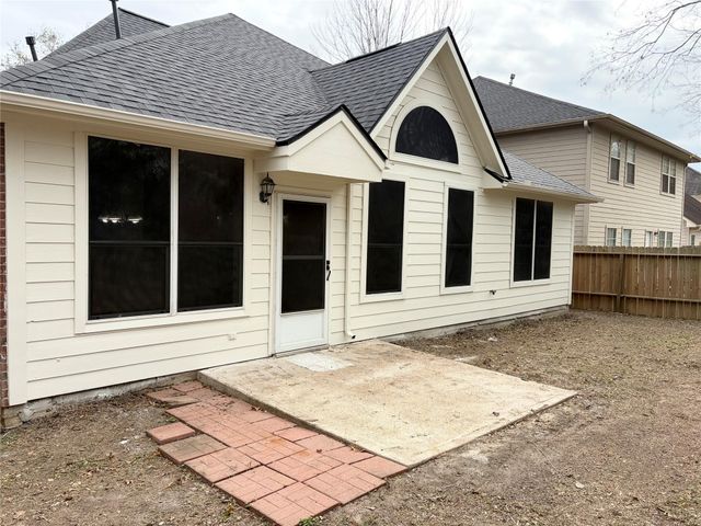 2014 Hawks Road, Missouri City, TX 77489