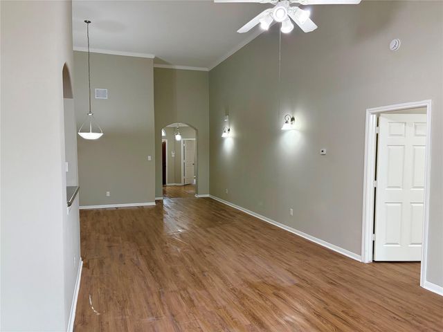 2014 Hawks Road, Missouri City, TX 77489