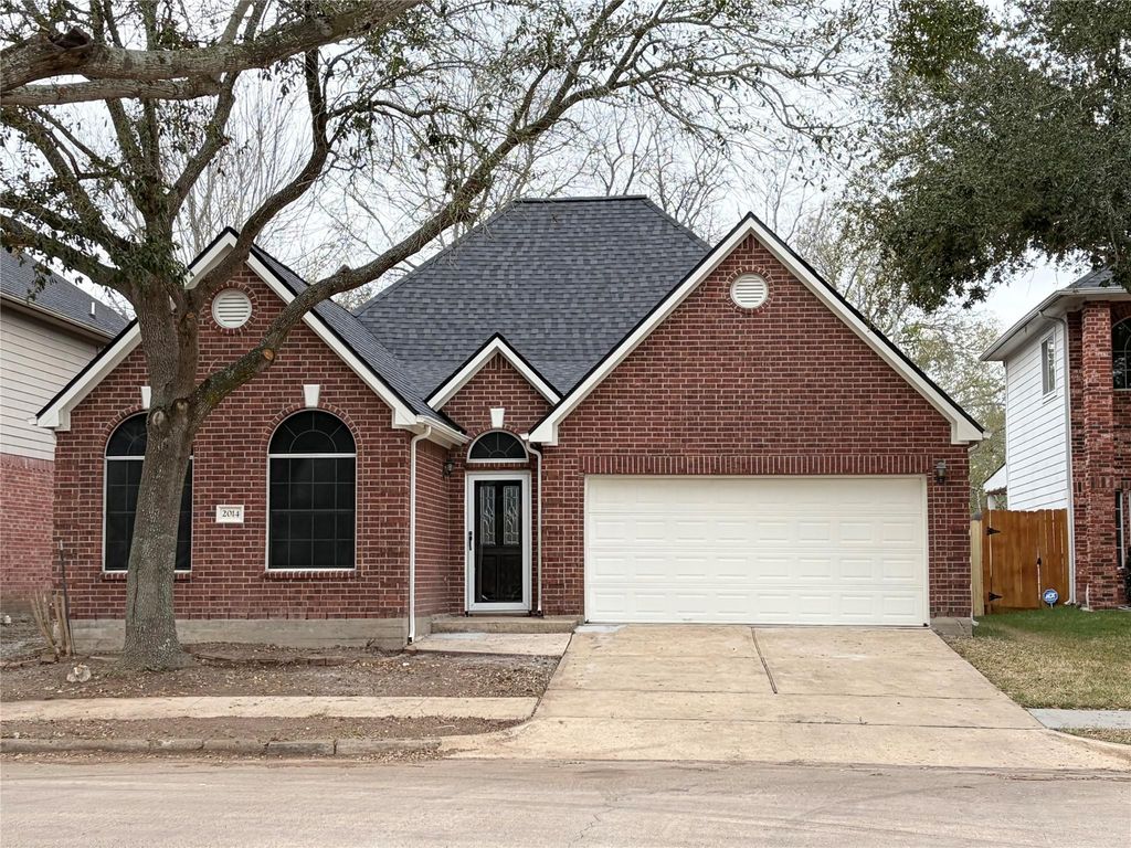 2014 Hawks Road, Missouri City, TX 77489