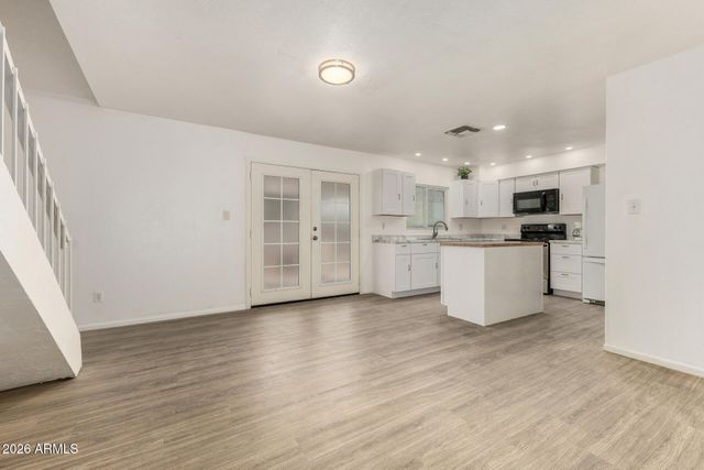 4439 E HIDALGO Avenue, Phoenix, AZ 85040