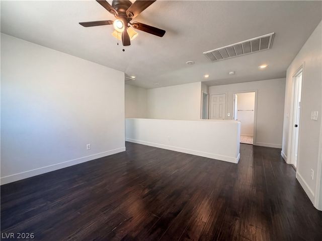 7274 Pine Barrens Street, Las Vegas, NV 89148