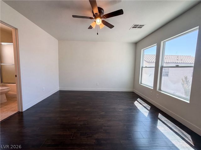 7274 Pine Barrens Street, Las Vegas, NV 89148