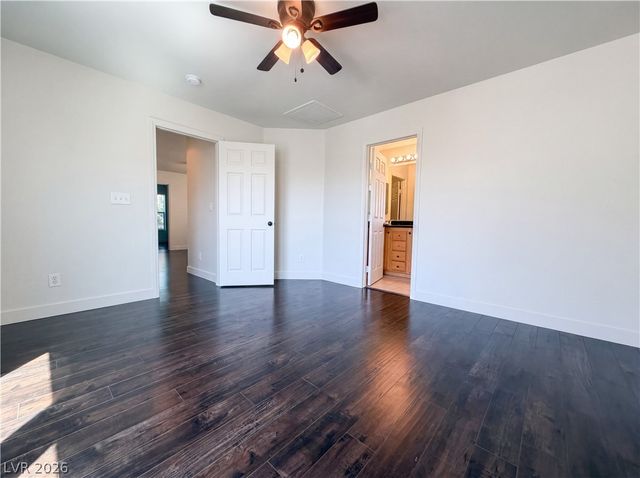 7274 Pine Barrens Street, Las Vegas, NV 89148