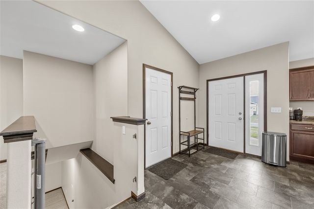 3098 Sherwood Drive, Marion, IA 52302