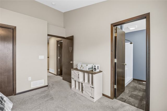 3098 Sherwood Drive, Marion, IA 52302