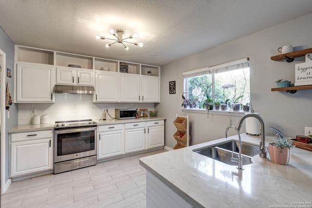 9216 Dublin Green, San Antonio, TX 78254