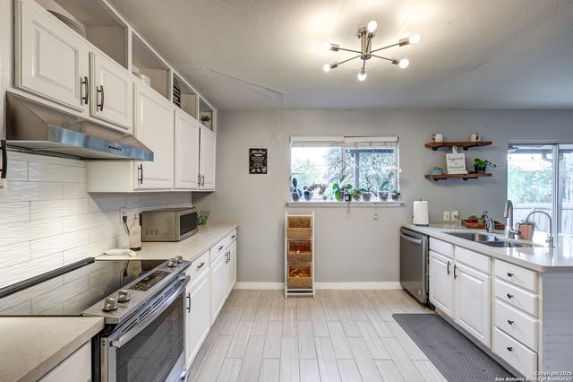 9216 Dublin Green, San Antonio, TX 78254