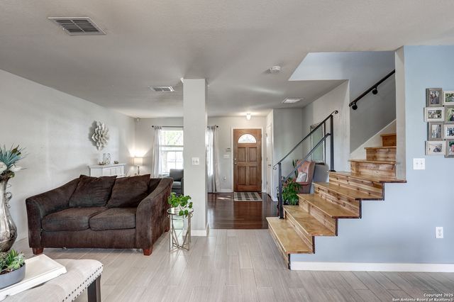 9216 Dublin Green, San Antonio, TX 78254