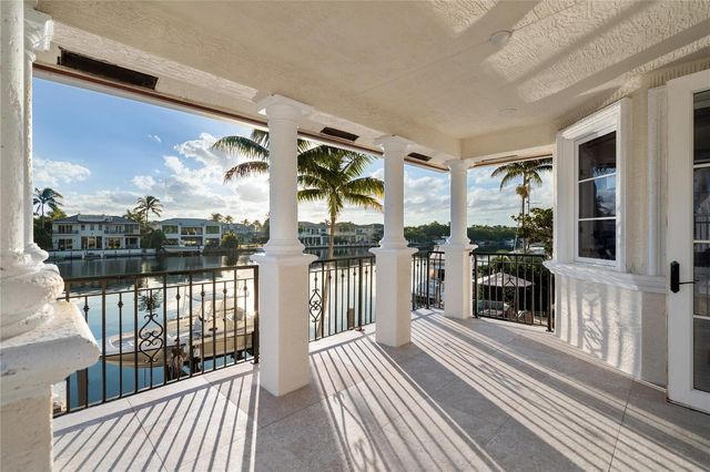 2833 NE 32nd Street, Lighthouse Point, FL 33064