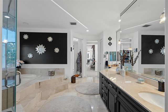 2833 NE 32nd Street, Lighthouse Point, FL 33064