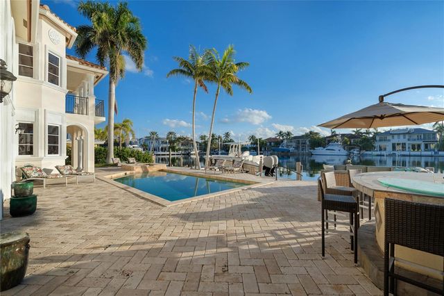 2833 NE 32nd Street, Lighthouse Point, FL 33064