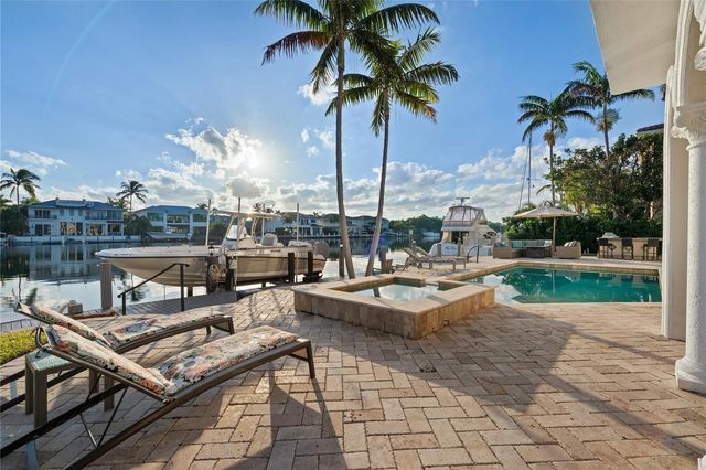 2833 NE 32nd Street, Lighthouse Point, FL 33064