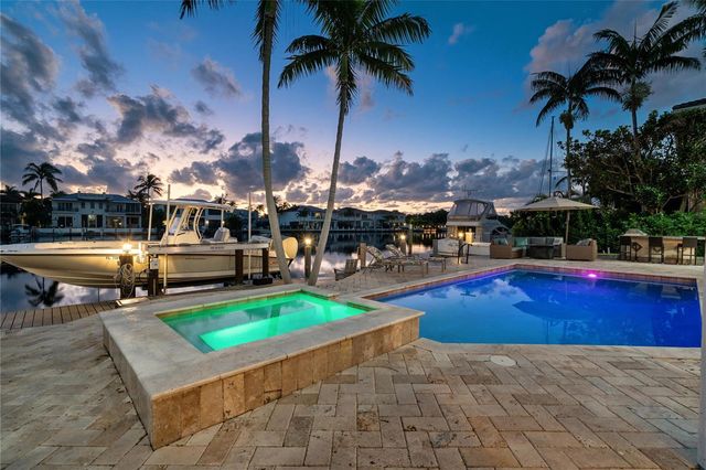 2833 NE 32nd Street, Lighthouse Point, FL 33064
