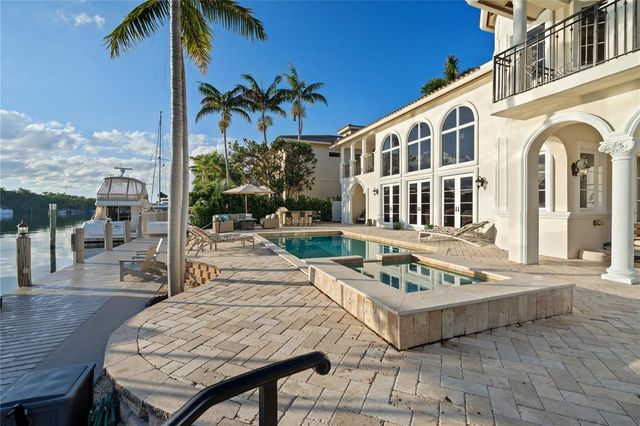 2833 NE 32nd Street, Lighthouse Point, FL 33064