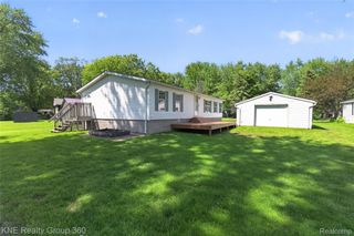 672 Red Oaks Drive, Genoa Township, MI 48843