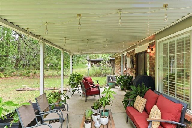 4960 Foxwood Drive, North Charleston, SC 29418