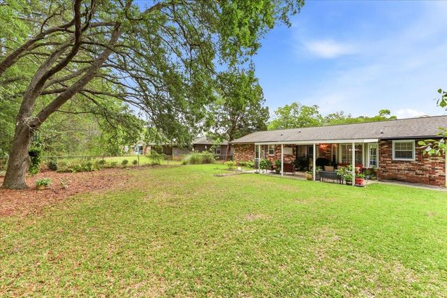 4960 Foxwood Drive, North Charleston, SC 29418