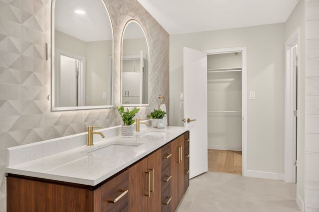 9607 Greensprint Drive, Dallas, TX 75238