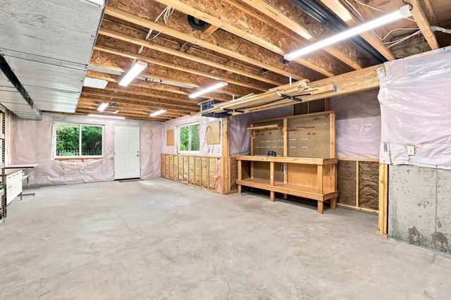1727 S Stanley Ln, Spokane Valley, WA 99212