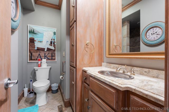 57450 E Highway 125 Road 535, Monkey Island, OK 74331