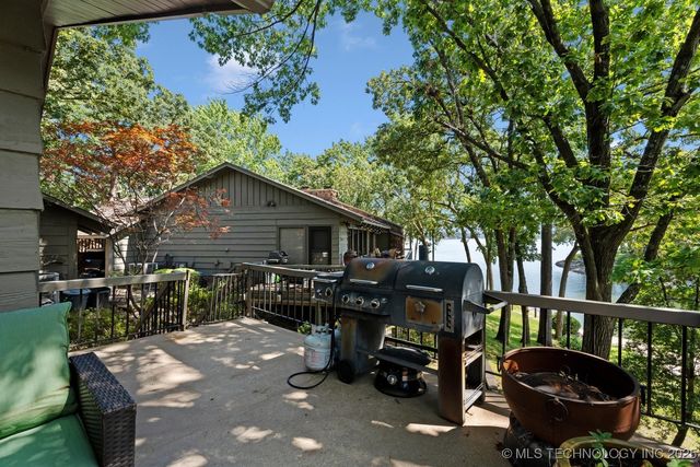 57450 E Highway 125 Road 535, Monkey Island, OK 74331