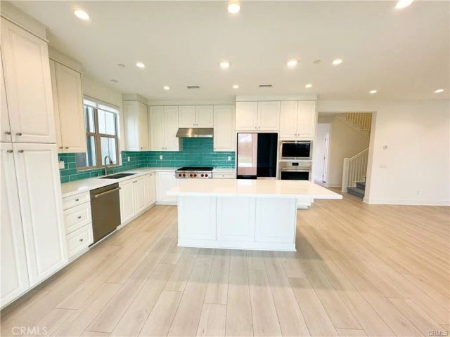 148 Sabbia, Irvine, CA 92602