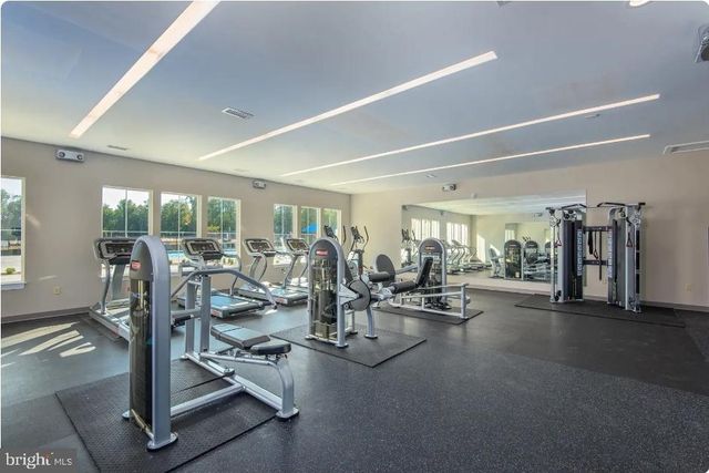 320 ROLLING VALLEY DR, Fredericksburg, VA 22405