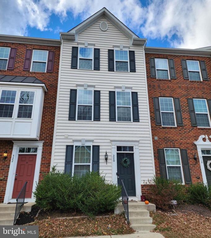 320 ROLLING VALLEY DR, Fredericksburg, VA 22405