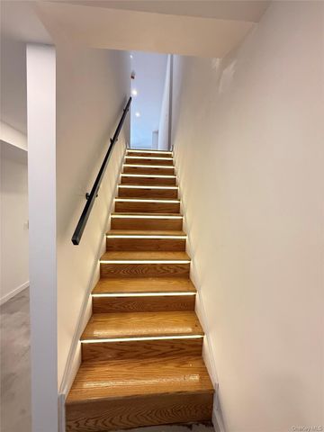 3409 29th Street, Astoria, NY 11106