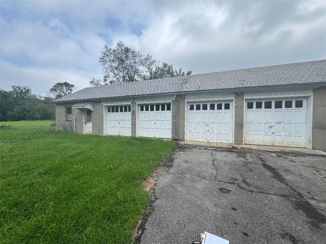 148 West Douglasville Road, Bushkill Twp, PA 18064