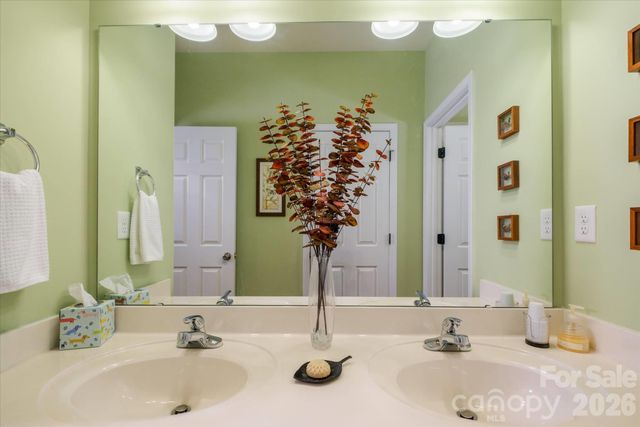 4004 La Crema Drive, Charlotte, NC 28214