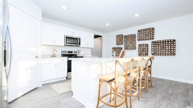 210 Bassett Drive, Lexington, NC 27292
