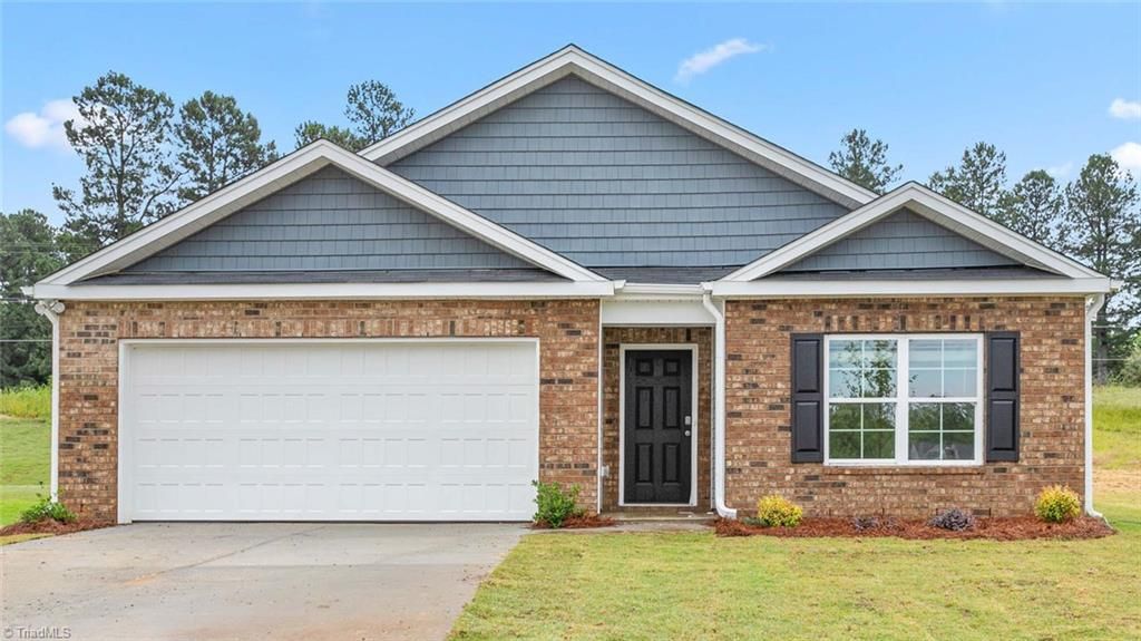 210 Bassett Drive, Lexington, NC 27292