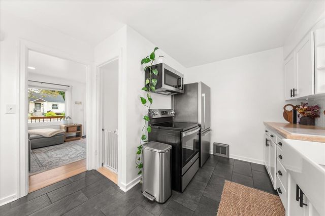 524 E Garland Ave, Spokane, WA 99207