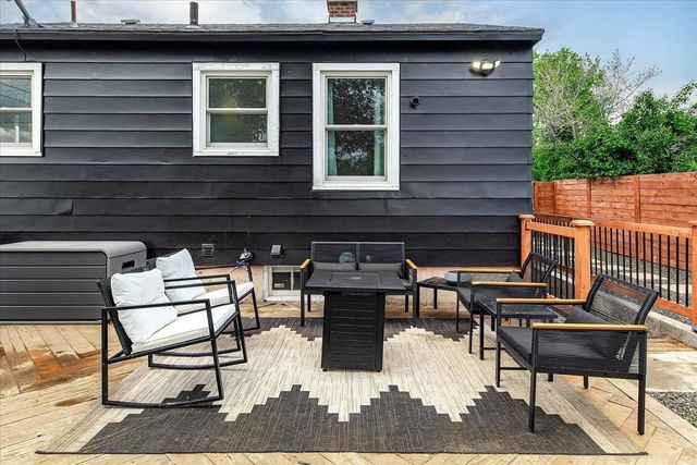 524 E Garland Ave, Spokane, WA 99207