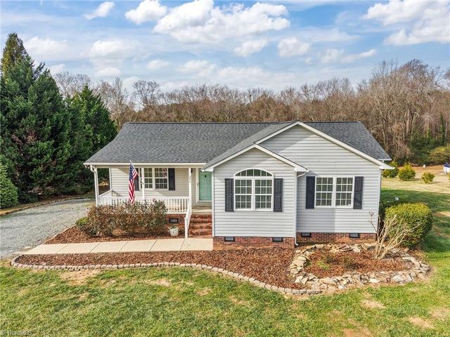 346 Walnut Creek Lane, Asheboro, NC 27205