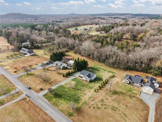 346 Walnut Creek Lane, Asheboro, NC 27205