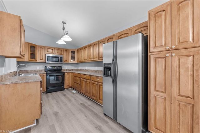 346 Walnut Creek Lane, Asheboro, NC 27205