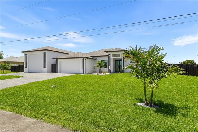 1018 NE Juanita PL, Cape Coral, FL 33909